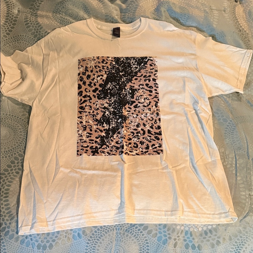 Sweet Claire Cream T-Shirt